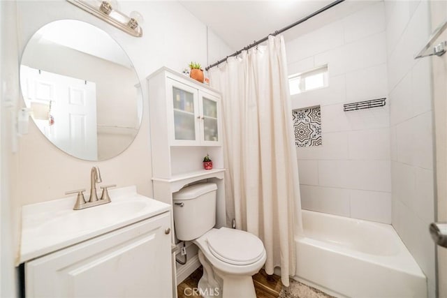 414 Iowa Ave, Riverside, CA 92507 - bathroom featuring vanity, shower / tub combo, and wood finished floors
