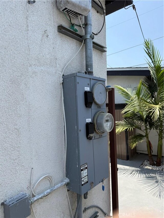 356 E 69th St, Los Angeles, CA 90003 - photo 25