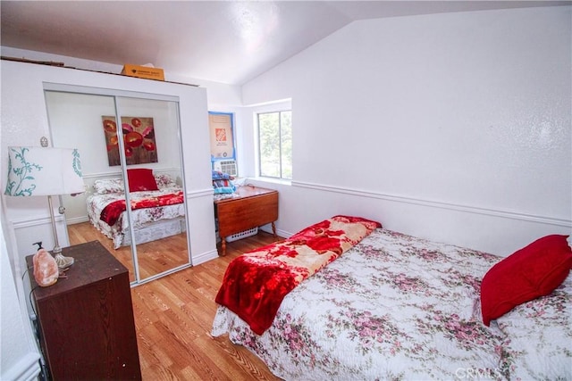 27126 Majello Ct, Temecula, CA 92591 - bedroom featuring wood finished floors, lofted ceiling, and a closet
