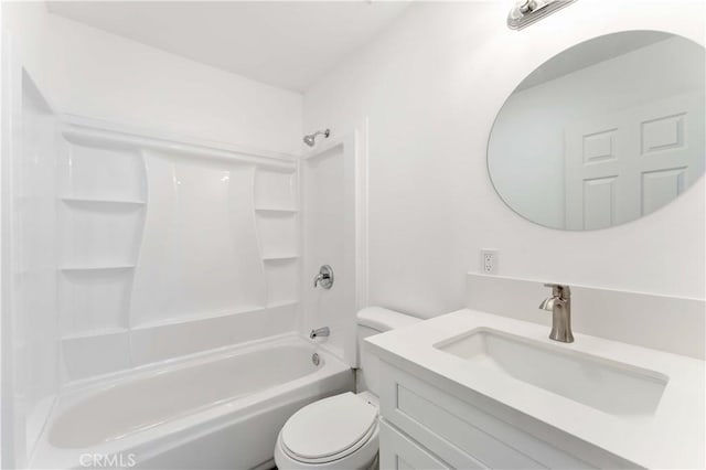 18346 Hackberry St, Hesperia, CA 92345 - full bath with toilet, vanity, and shower / tub combination