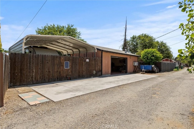635 5th St, Willows, CA 95988 - garage featuring driveway