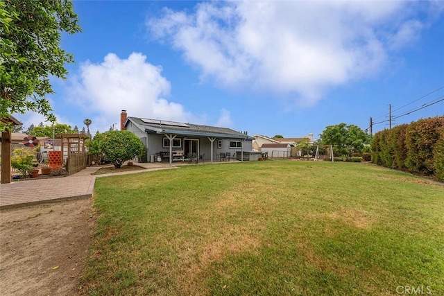 7669 Granby Ave, Rancho Cucamonga, CA 91730 - view of yard with a patio area