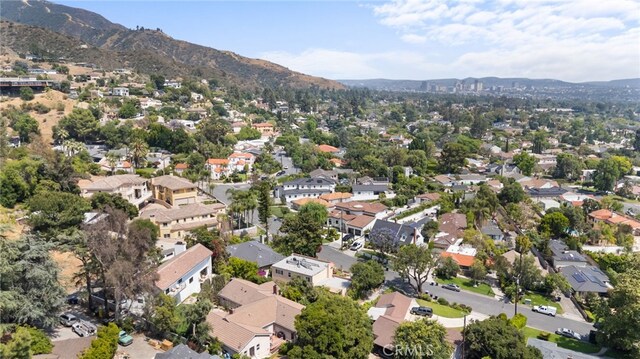 721 Wilson Ct, Burbank, CA 91501 - aerial view of property and surrounding area featuring nearby suburban area and mountains