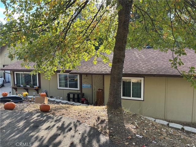 36116 Popi Poyah, North Fork, CA 93643 - single story home with roof with shingles