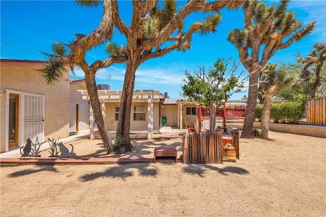 7608 Shawnee Trl, Yucca Valley, CA 92284 - view of yard