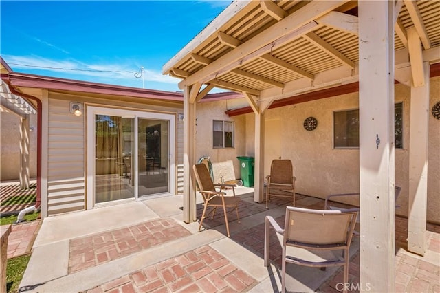 7608 Shawnee Trl, Yucca Valley, CA 92284 - view of patio