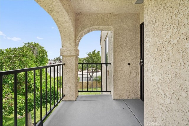 2554 Olive Dr Unit 38, Palmdale, CA 93550 - view of balcony