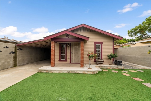 528 W Culver Ave, Orange, CA 92868 - view of front of property featuring concrete driveway, a carport, and cooling unit