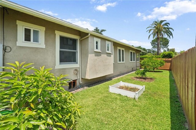 1241 Bresee Ave, Pasadena, CA 91104 - view of fenced yard