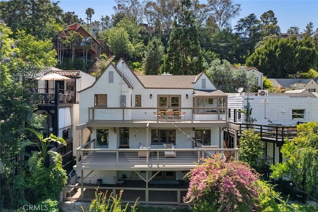2376 Lake View Ave, Los Angeles, CA 90039 - back of property featuring stucco siding and a balcony
