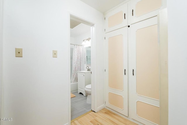 2238 Garfias Dr, Pasadena, CA 91104 - hall featuring light wood-type flooring
