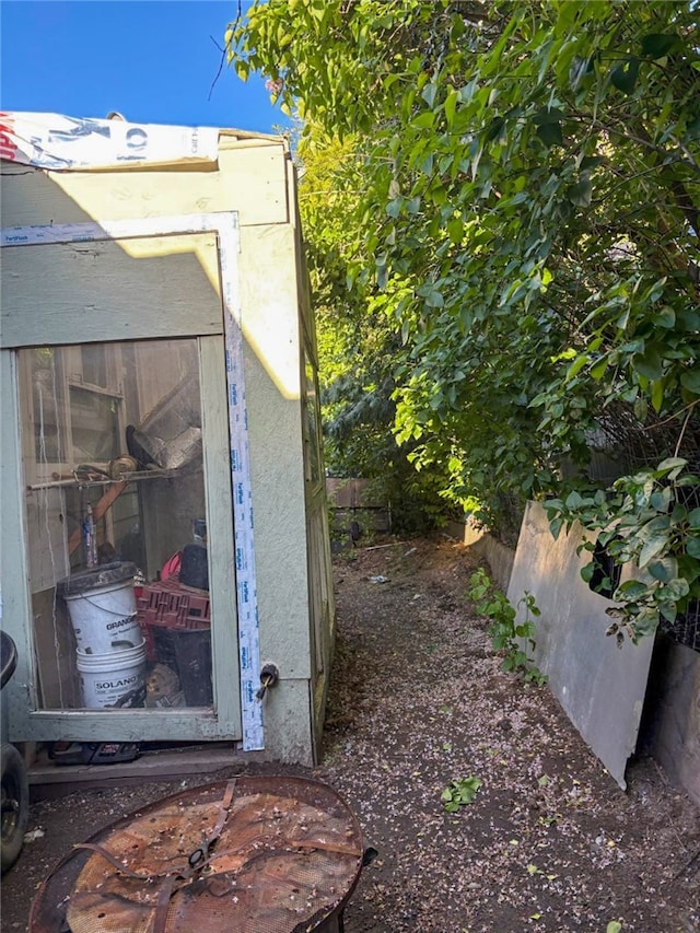 216 College Ave, Weed, CA 96094 - exterior view