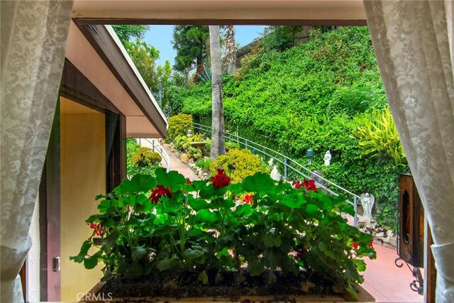 3935 Oakfield Dr, Sherman Oaks, CA 91423 - photo 21