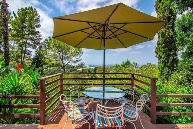 3935 Oakfield Dr, Sherman Oaks, CA 91423 - wooden deck featuring outdoor dining space