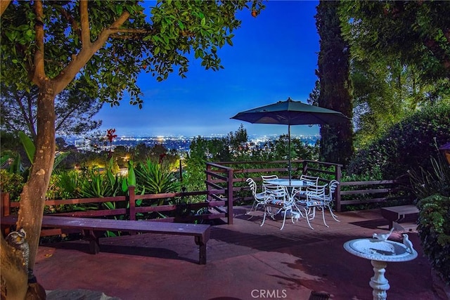 3935 Oakfield Dr, Sherman Oaks, CA 91423 - view of patio / terrace with outdoor dining space