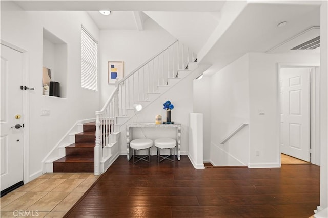 879 Michigan Blvd Unit B, Pasadena, CA 91107 - entrance foyer featuring wood-type flooring, stairway, and baseboards