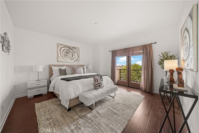 879 Michigan Blvd Unit B, Pasadena, CA 91107 - bedroom with access to exterior, wood finished floors, and baseboards