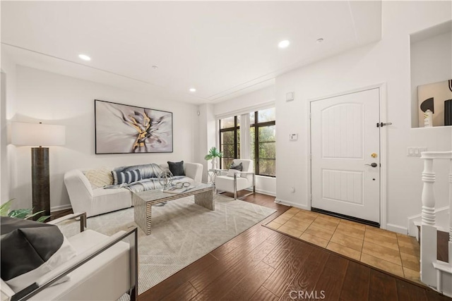 879 Michigan Blvd Unit B, Pasadena, CA 91107 - living room featuring wood-type flooring, recessed lighting, and baseboards
