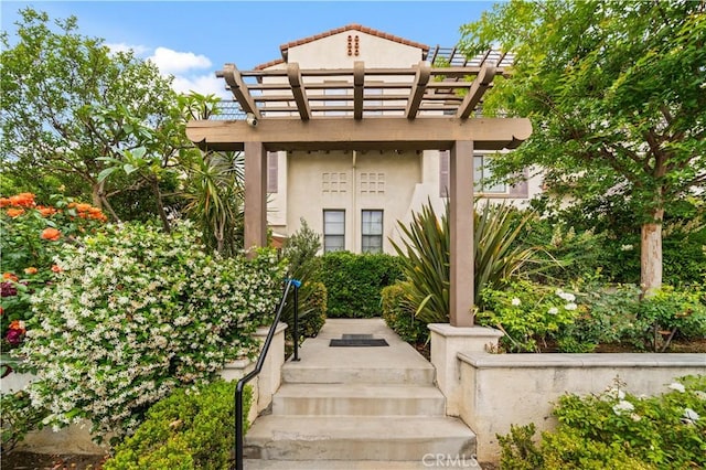 879 Michigan Blvd Unit B, Pasadena, CA 91107 - property entrance featuring stucco siding