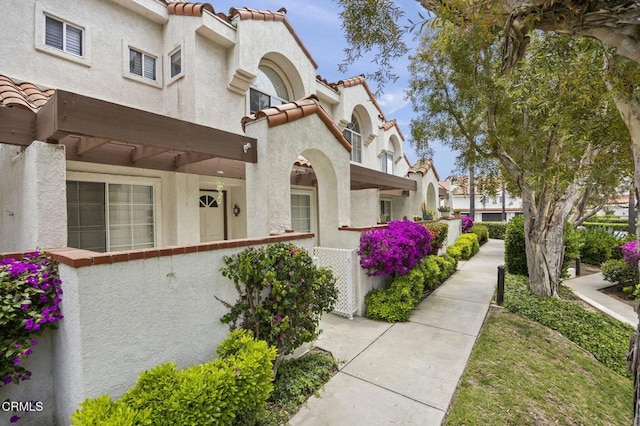 273 Camino Toluca, Camarillo, CA 93010 - photo 2