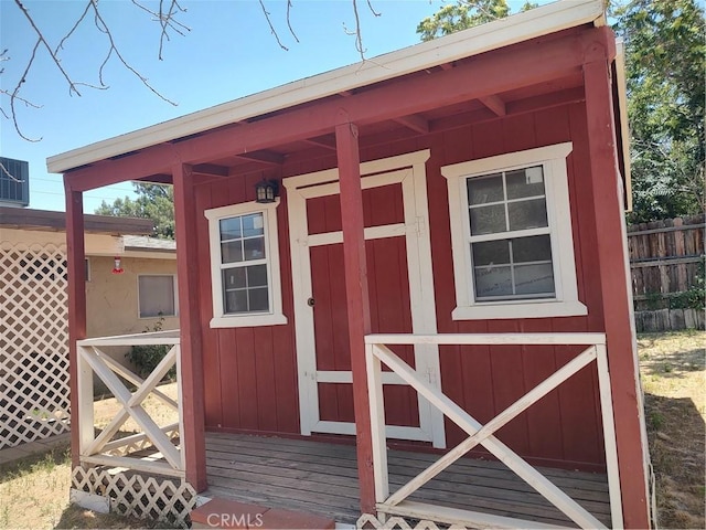 7870 Hopi Trl, Yucca Valley, CA 92284 - view of outbuilding