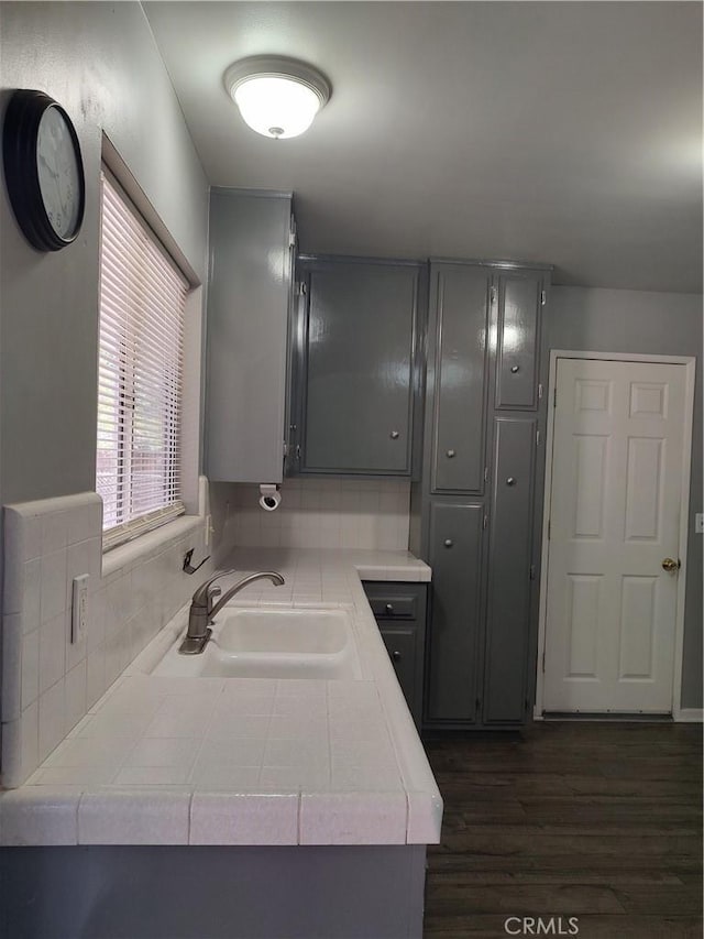 7870 Hopi Trl, Yucca Valley, CA 92284 - bathroom featuring a sink and wood finished floors
