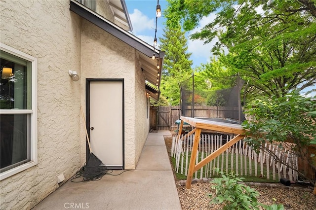 13 Noyo Ct, Chico, CA 95973 - property entrance featuring stucco siding