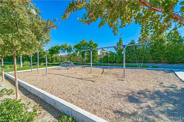 21836 Moveo Dr, Saugus, CA 91350 - surrounding community