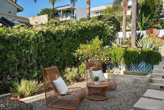 1119 Katella St, Laguna Beach, CA 92651 - view of patio / terrace
