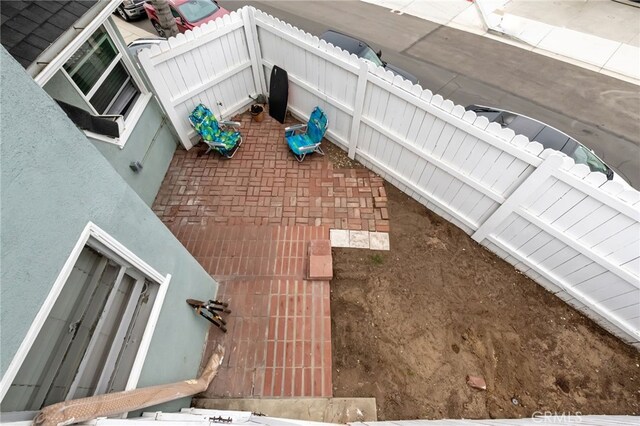 2468 Silverstrand Ave, Hermosa Beach, CA 90254 - exterior view of stucco siding