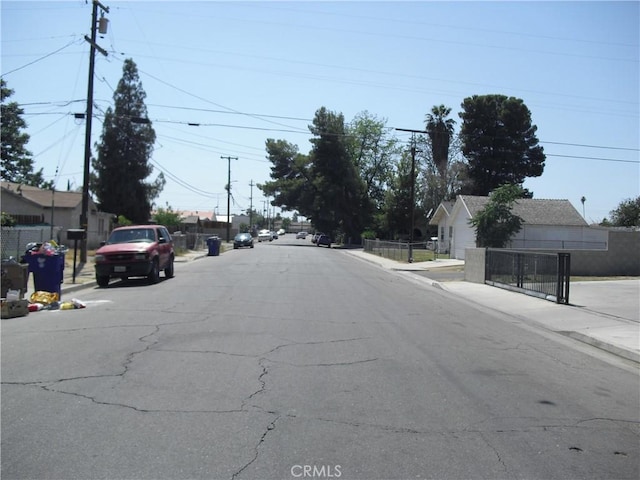 225 E 5th St, Bakersfield, CA 93307