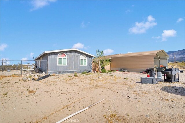 9125 Visalia Ave, Lucerne Valley, CA 92356 - photo 5