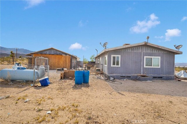 9125 Visalia Ave, Lucerne Valley, CA 92356 - photo 26