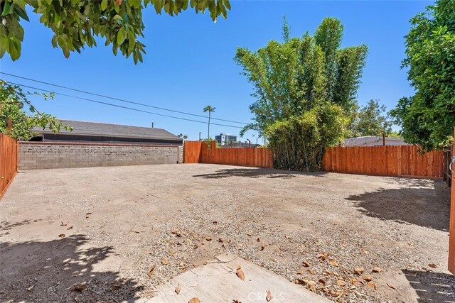 217 N Mcclay St, Santa Ana, CA 92701 - photo 33