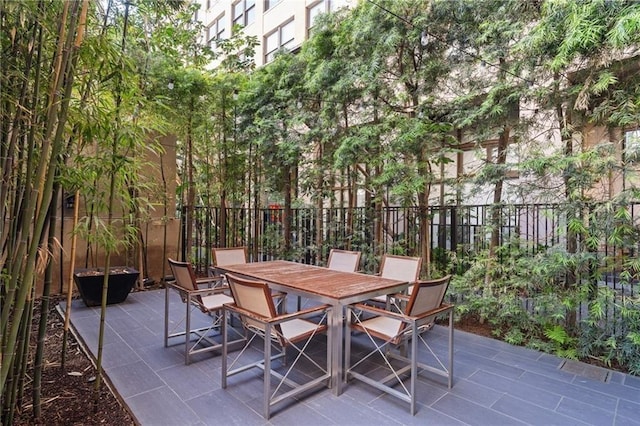 460 S Spring St Unit 613, Los Angeles, CA 90013 - view of patio / terrace featuring outdoor dining area