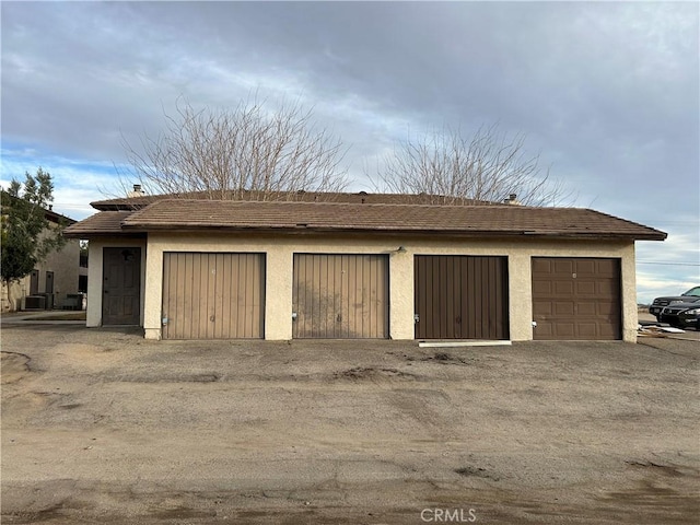 16585 Green Tree Blvd, Victorville, CA 92395 - view of detached garage