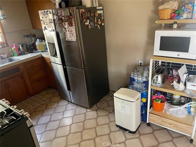 5958 Alamo Ave, Maywood, CA 90270 - photo 16