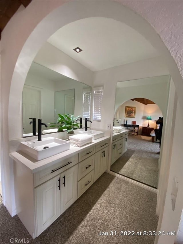 20515 Bushton Pl, Perris, CA 92570 - ensuite bathroom featuring double vanity and carpet