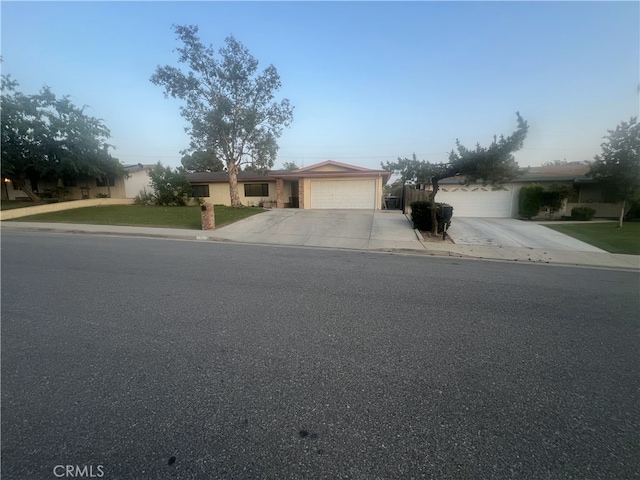 3401 Purdue Dr, Bakersfield, CA 93306 - ranch-style house featuring driveway and an attached garage