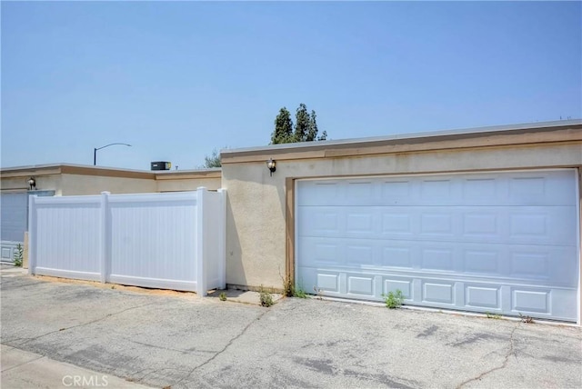 26769 Cherry Hills Blvd, Menifee, CA 92586 - view of garage