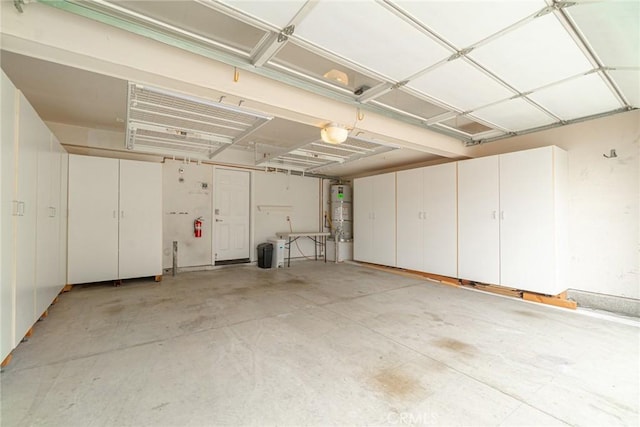 24545 Santa Clara Ave, Dana Point, CA 92629 - garage with water heater