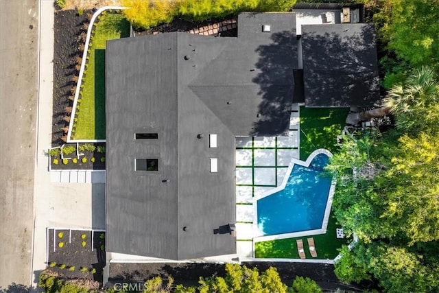 12009 Dresden Pl, Granada Hills, CA 91344 - drone / aerial view of a pool area