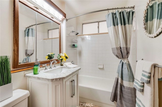 1206 W 187th Pl, Gardena, CA 90248 - bathroom featuring toilet, shower / tub combo with curtain, and vanity