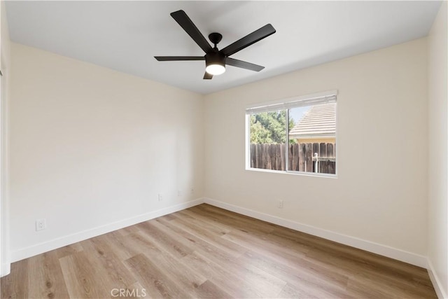44505 Galicia Dr, Hemet, CA 92544 - unfurnished room with baseboards, light wood-style flooring, and a ceiling fan