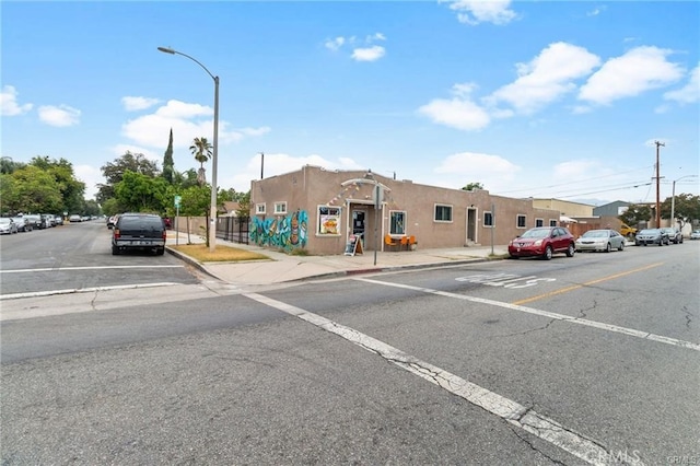 428 S Sultana Ave, Ontario, CA 91761 - view of asphalt street featuring street lighting, curbs, and sidewalks