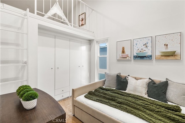3012 W Oceanfront, Newport Beach, CA 92663 - bedroom with a high ceiling and a closet