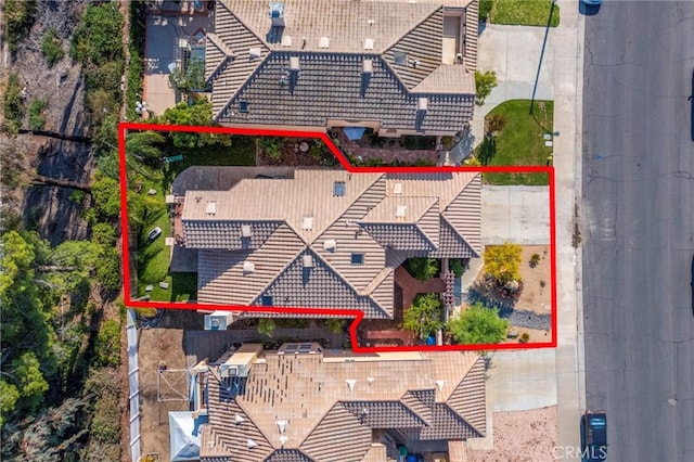 24101 Crowned Partridge Ln, Murrieta, CA 92562 - aerial view of property and surrounding area featuring property boundaries highlighted