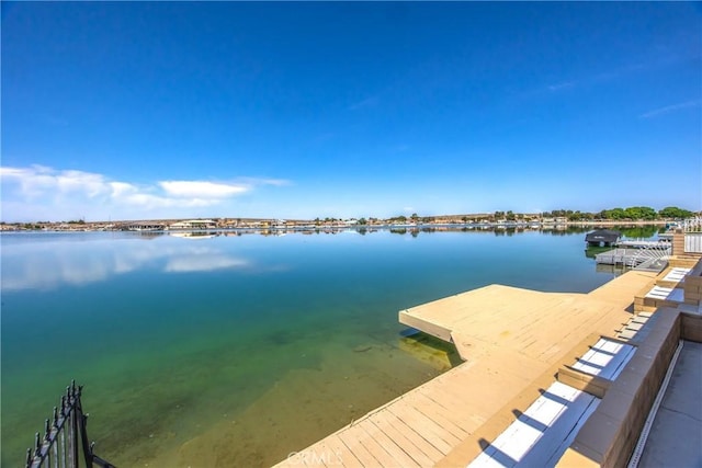 27470 Lakeview Dr, Helendale, CA 92342 - dock area featuring a water view