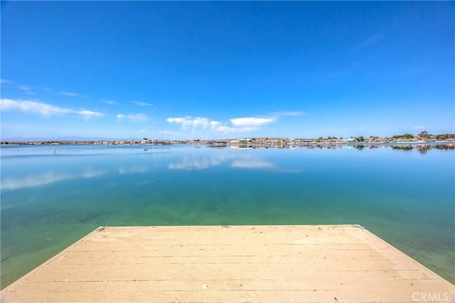 27470 Lakeview Dr, Helendale, CA 92342 - dock featuring a water view