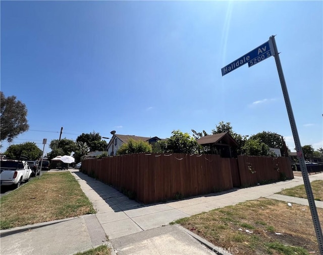 1500 W 52nd, Los Angeles, CA 90062 - view of road with sidewalks